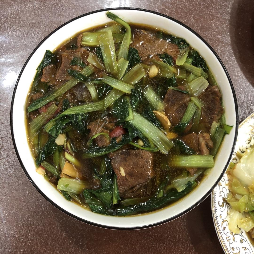 牛肉烧青菜