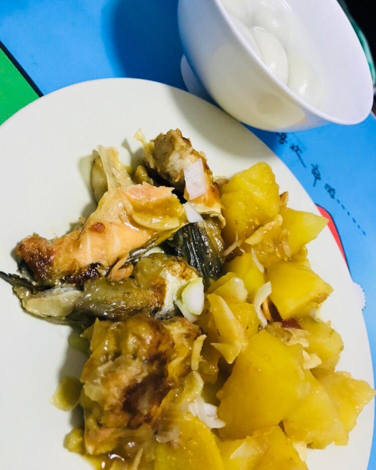 这么做《中餐厅》里的砂锅鱼头煲，超简单！