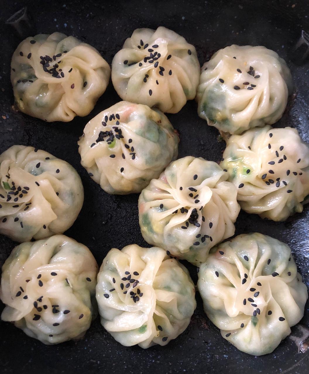 饺子皮版生煎包