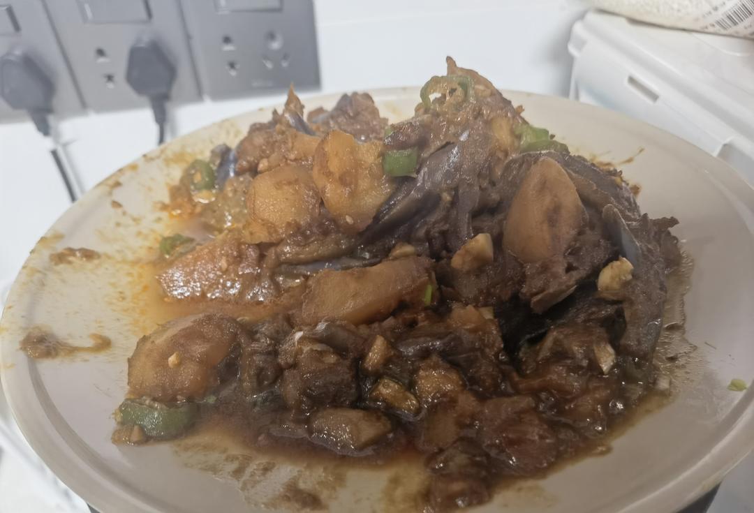 【超下饭】土豆炖茄子