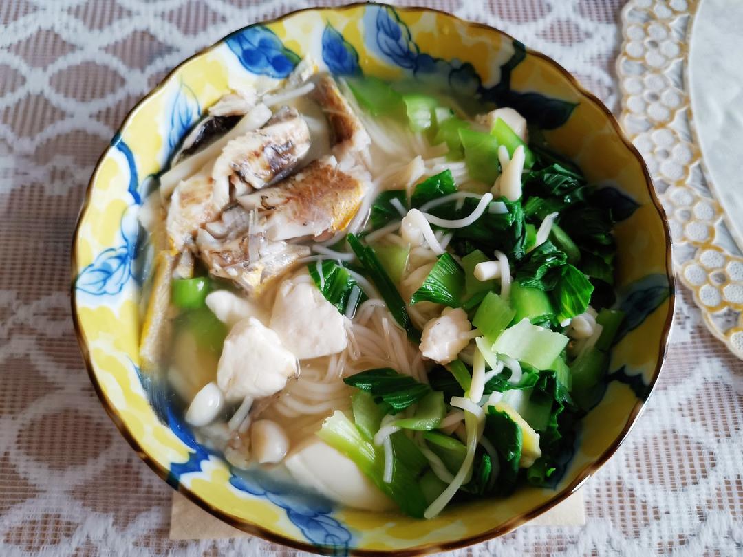 小黄鱼豆腐汤