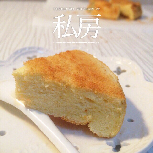 超简单完美戚风蛋糕（6寸2蛋）附打发、翻拌、脱模视频