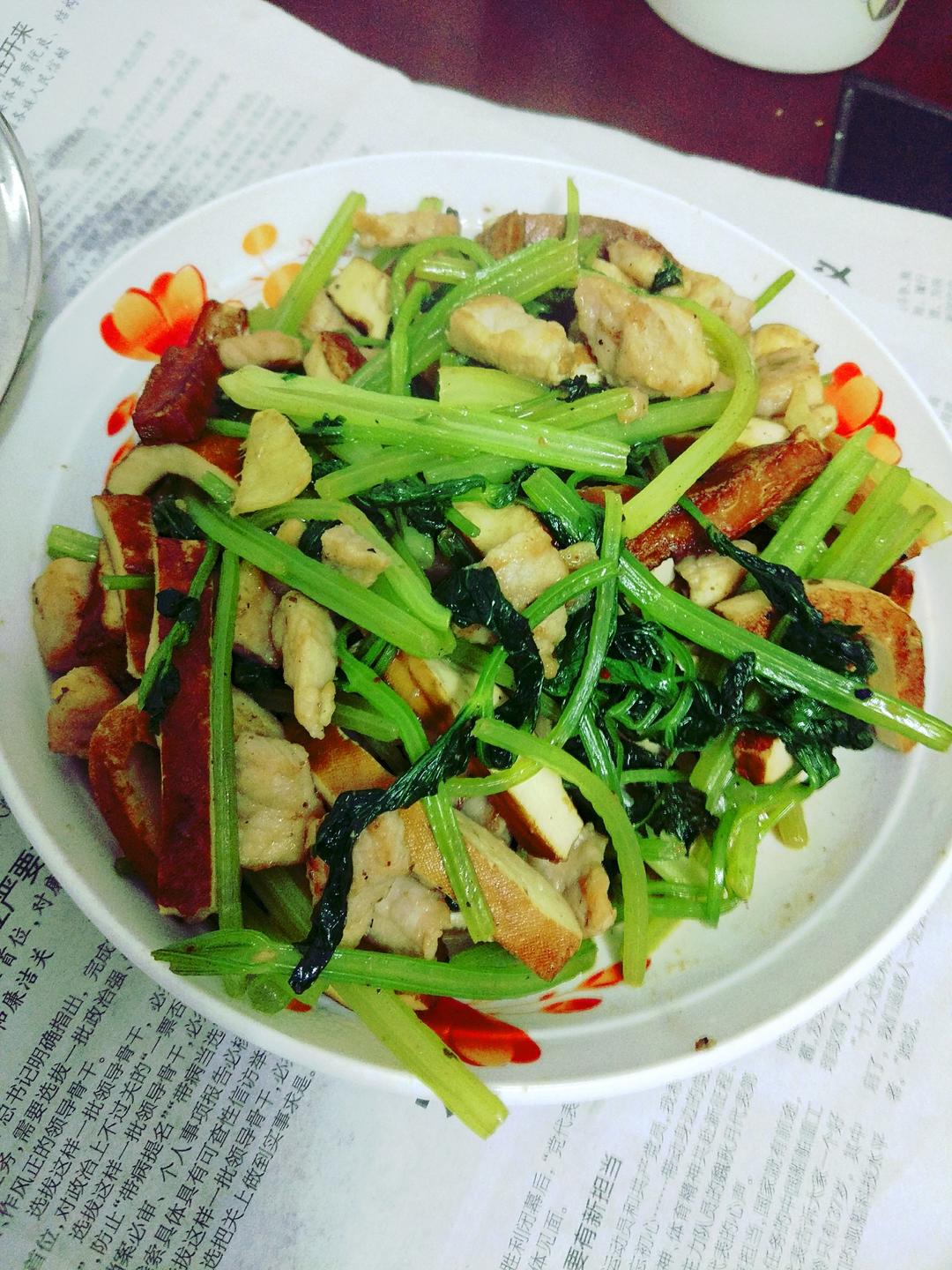 芹菜香干炒肉丝