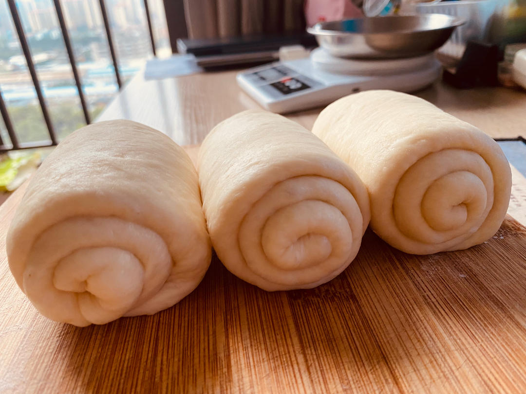 均价10元，月售2万的手撕吐司，就这？