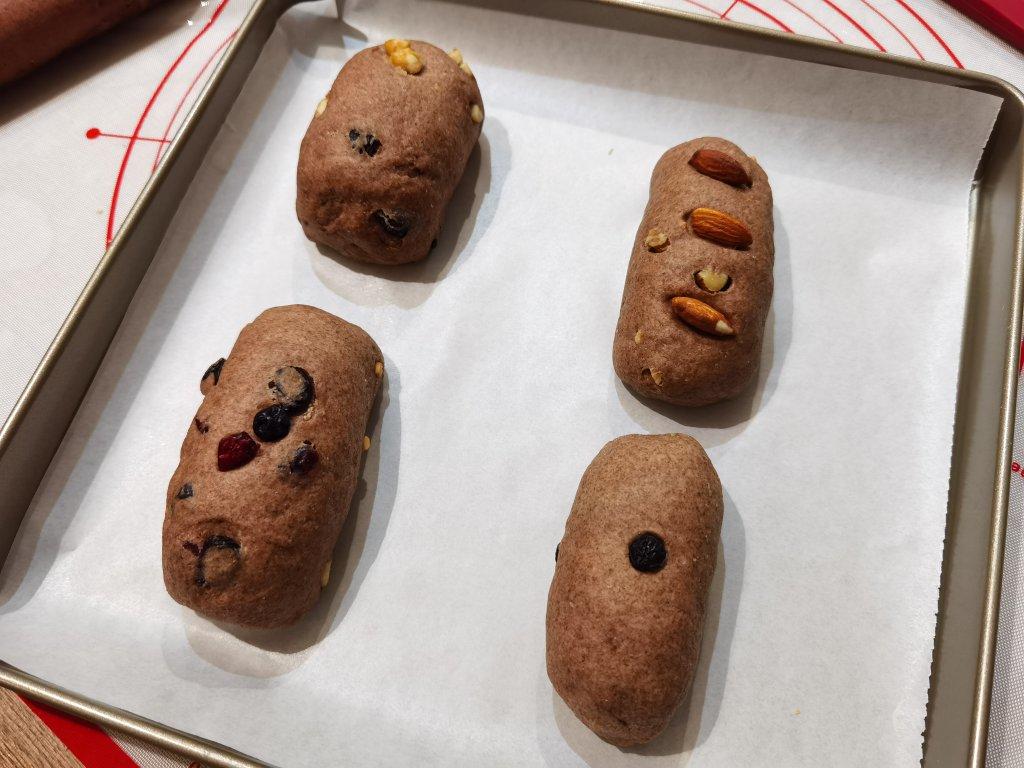 柔软细腻的无糖油全麦软欧包