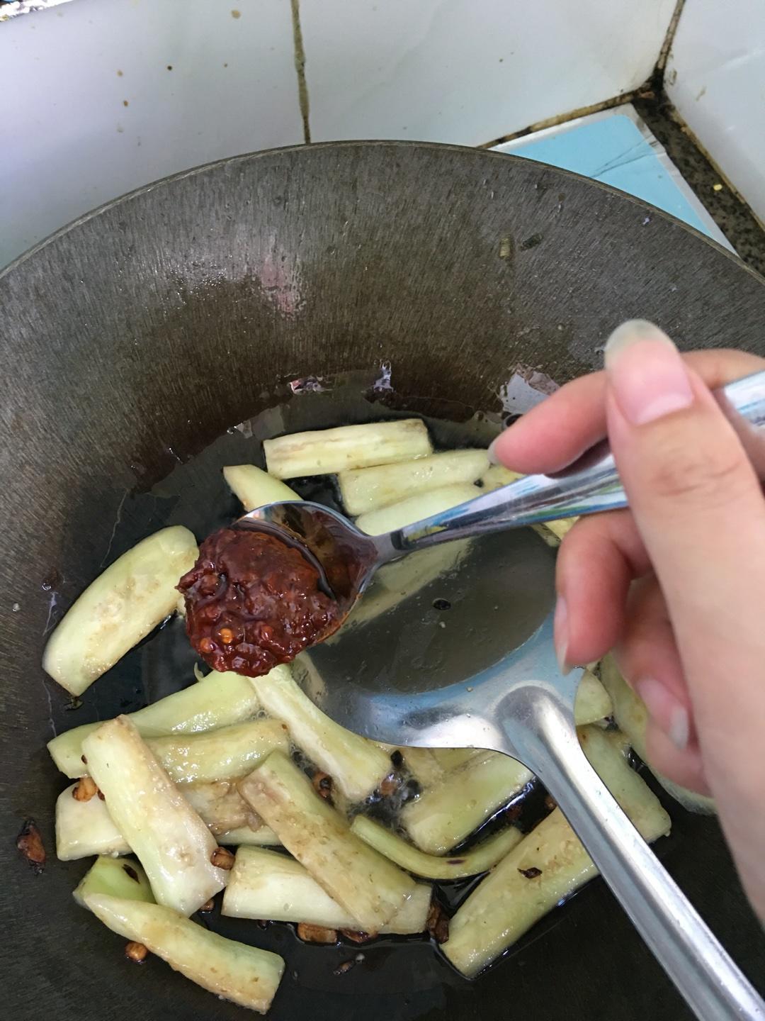 红烧肉末茄子的做法 步骤5