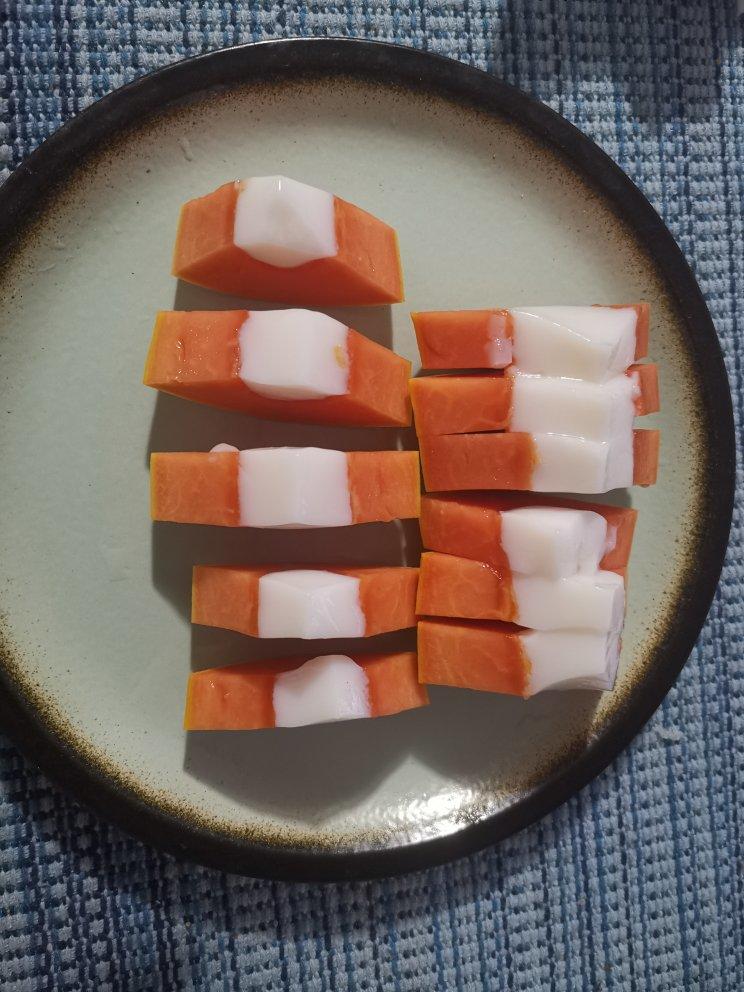 牛奶木瓜冻
