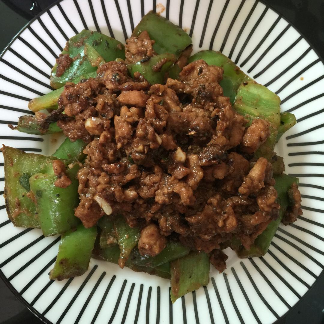 下饭菜肴--青椒酿肉