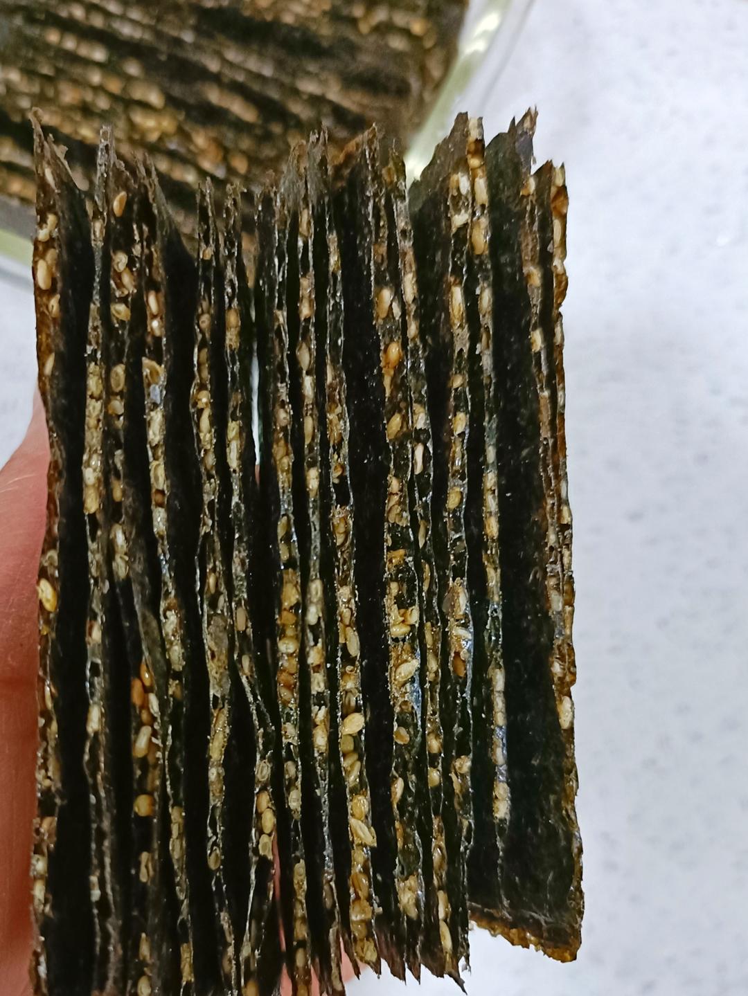 芝麻夹心海苔脆