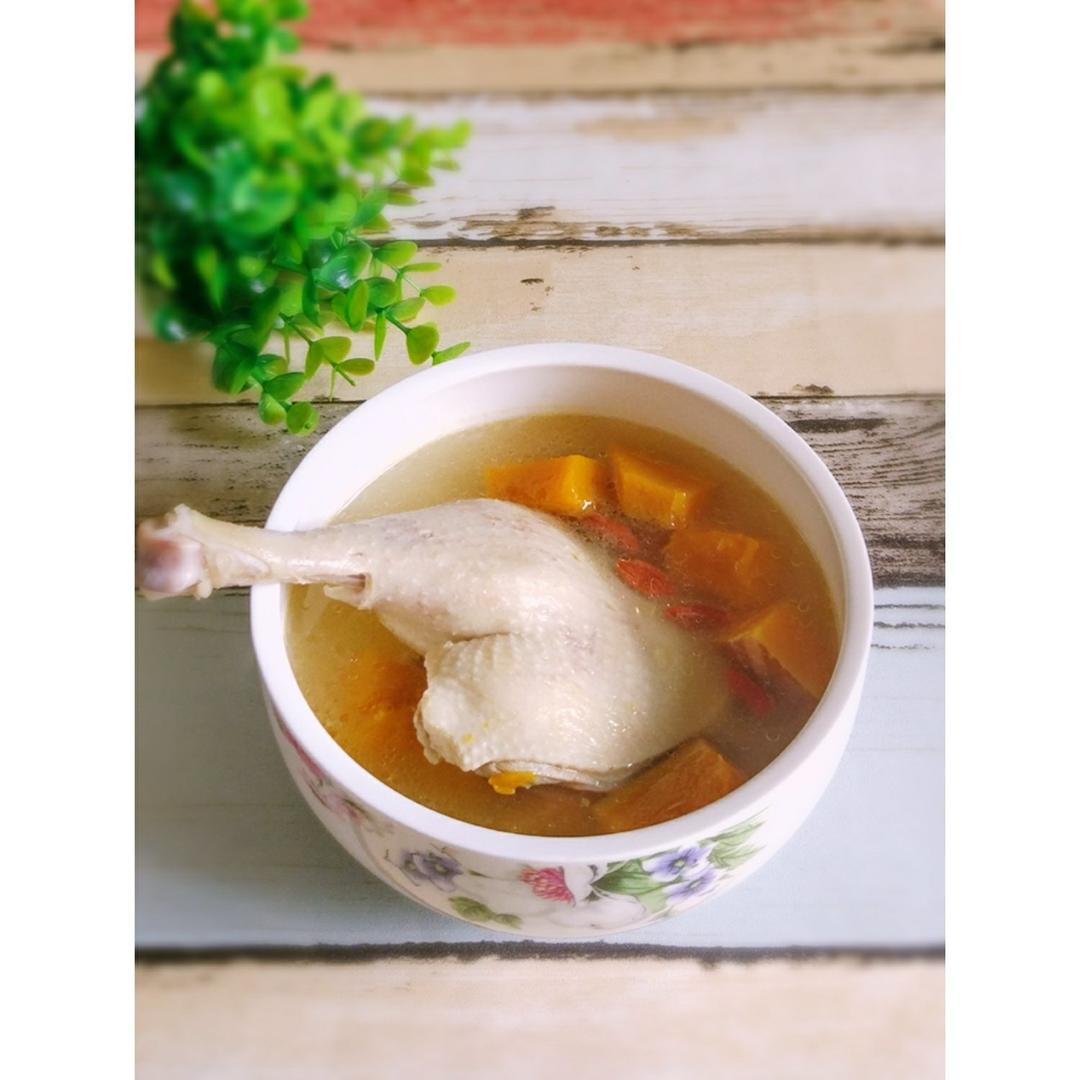 逸雪6做的贝贝南瓜鸭腿汤