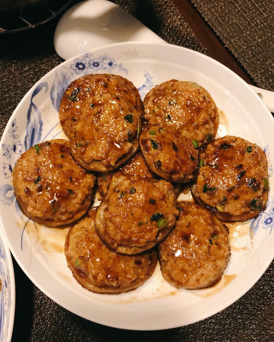 堂妈小厨——秘制酱汁鲜肉藕饼