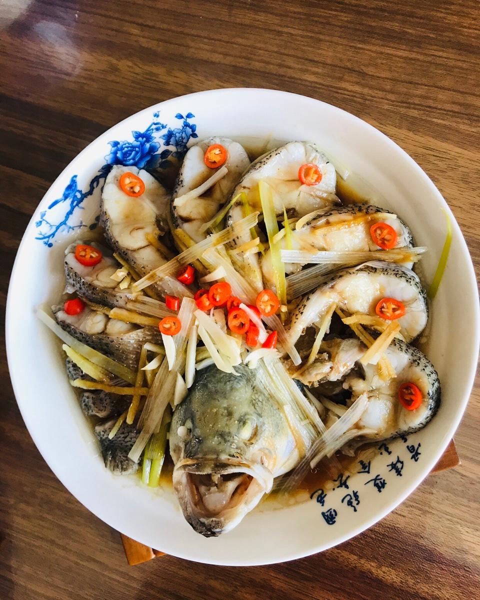 孔雀开屏清蒸鱼