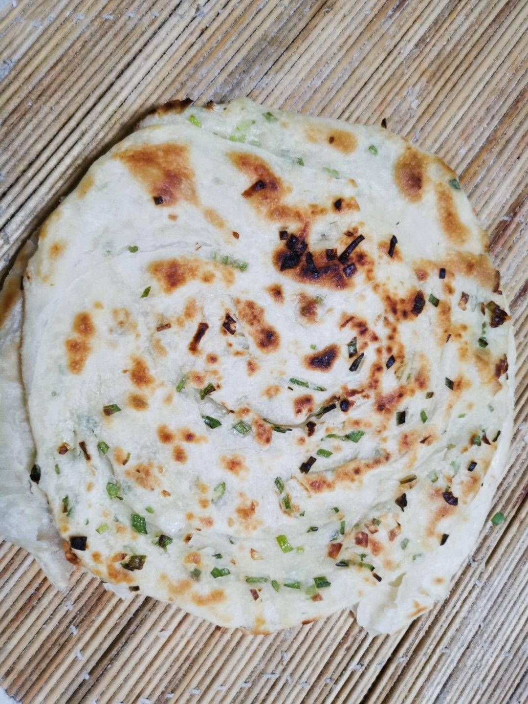 家常葱油饼