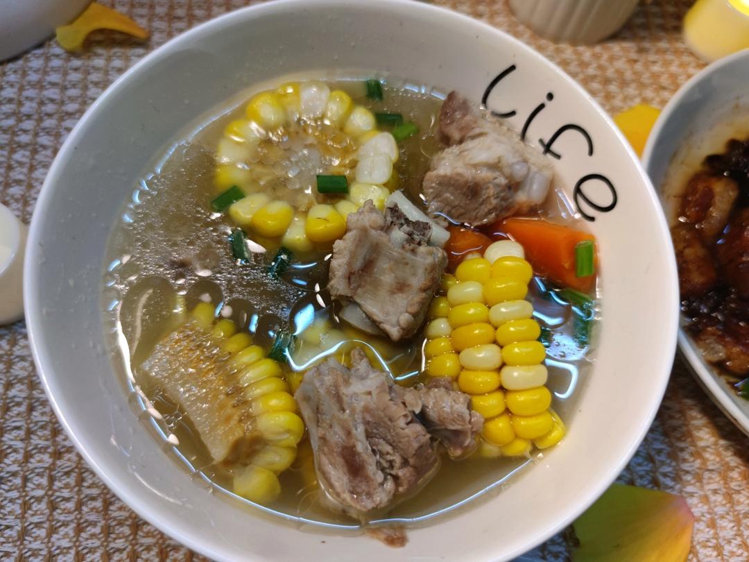 玉米排骨汤