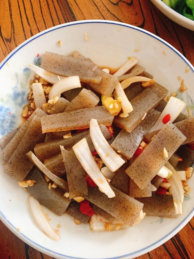 凉拌魔芋豆腐