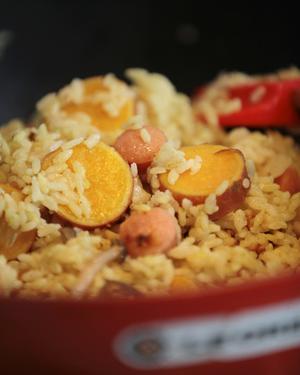 Le creuset酷彩-铸铁锅菜谱#红薯香肠咖哩饭#的做法 步骤3