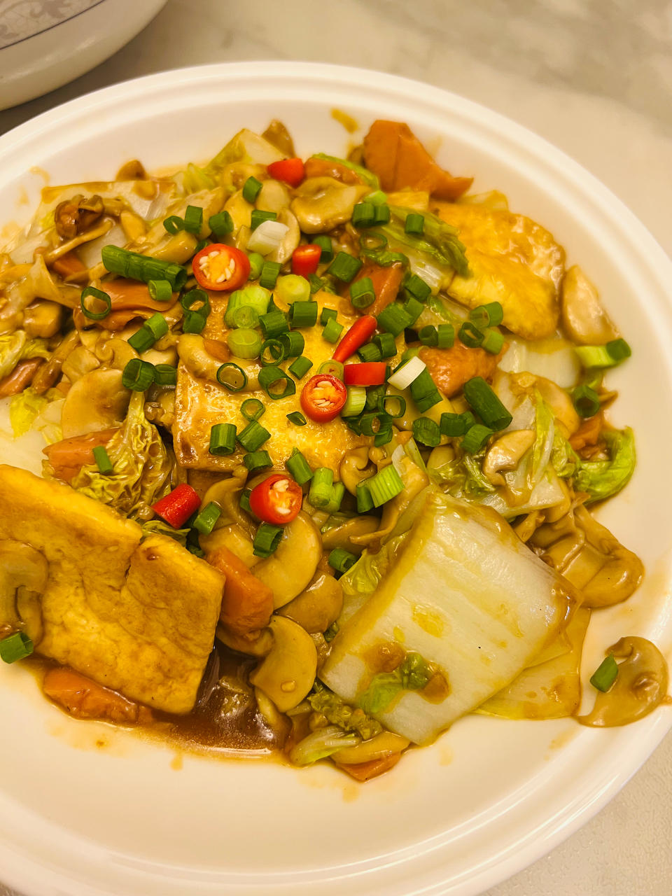 给肉都不换白菜豆腐煲