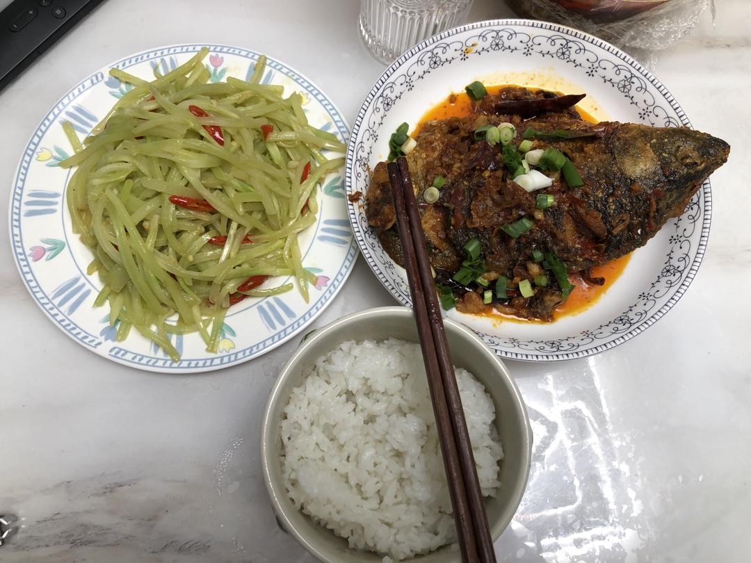 清炒莴笋丝