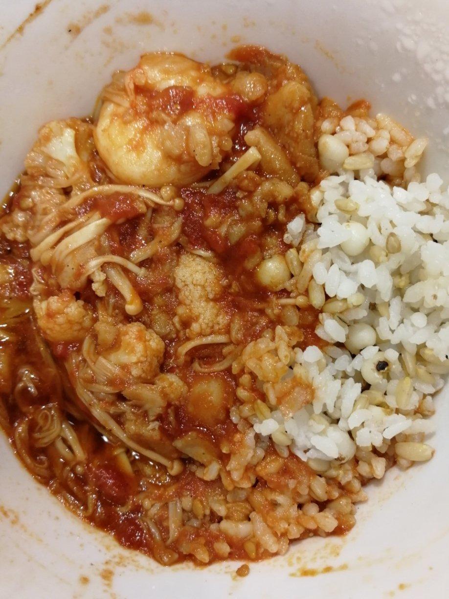 番茄金针菇巴沙鱼（龙利鱼）