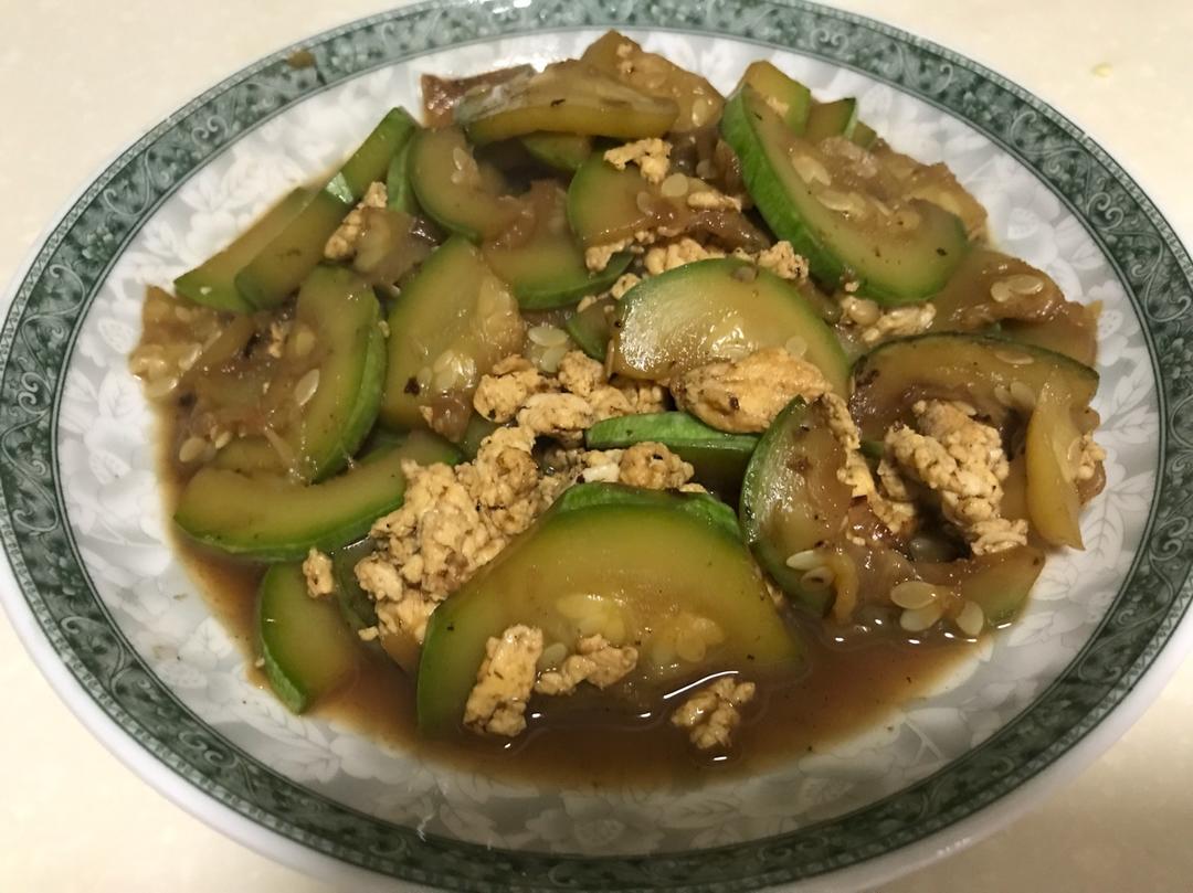 西葫芦炒鸡蛋