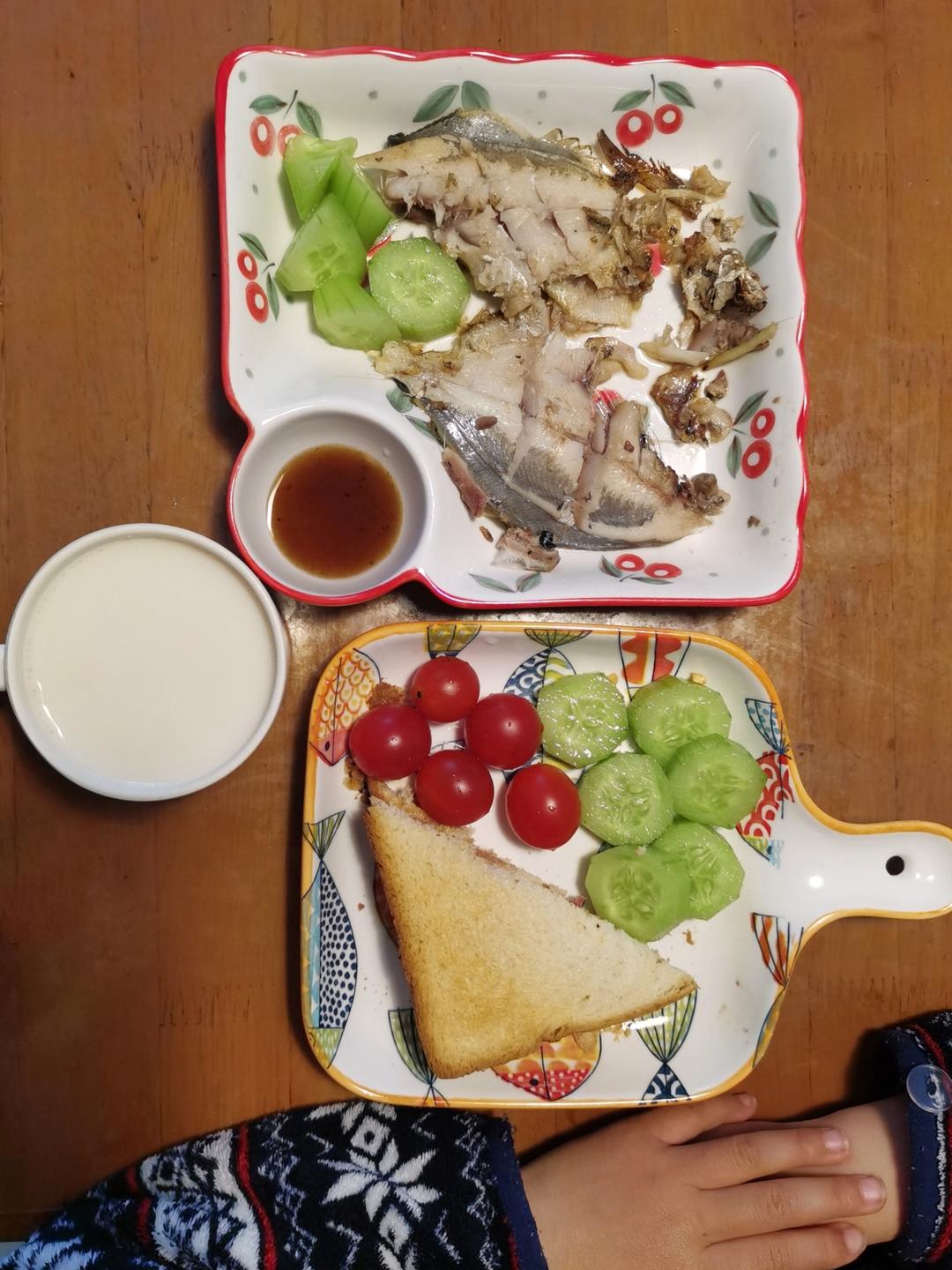 不腥的冷冻鲳鱼做法（盐煎鲳鱼，红烧鲳鱼，香辣鲳鱼）