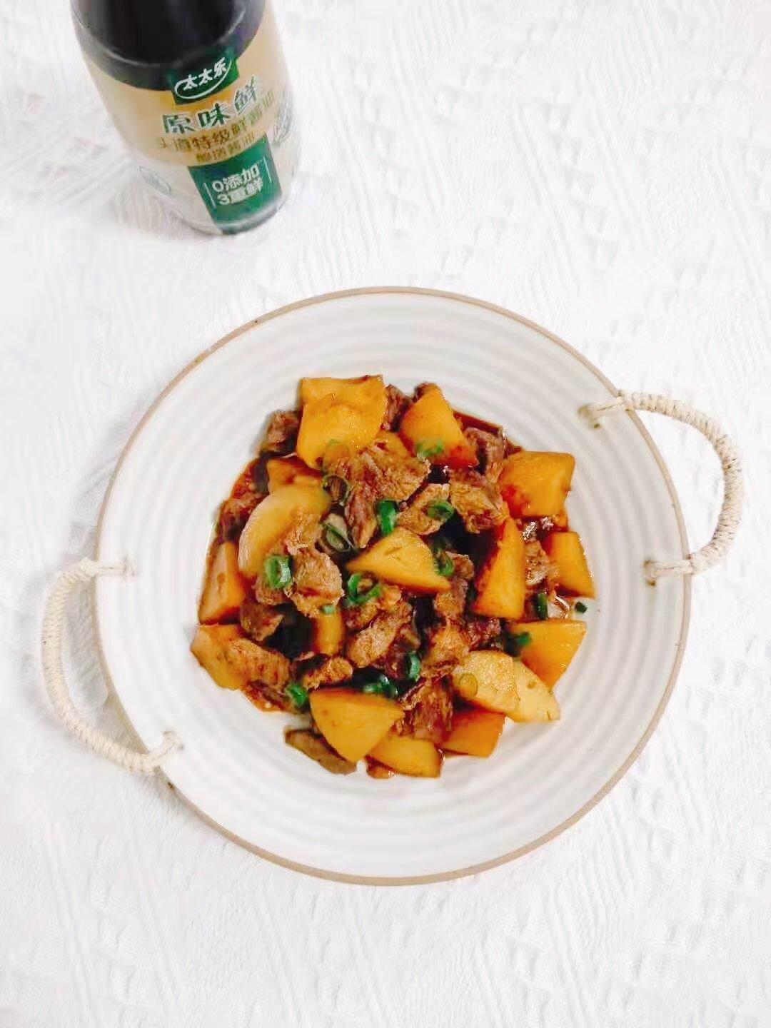 土豆大战牛魔王——红烧牛腩