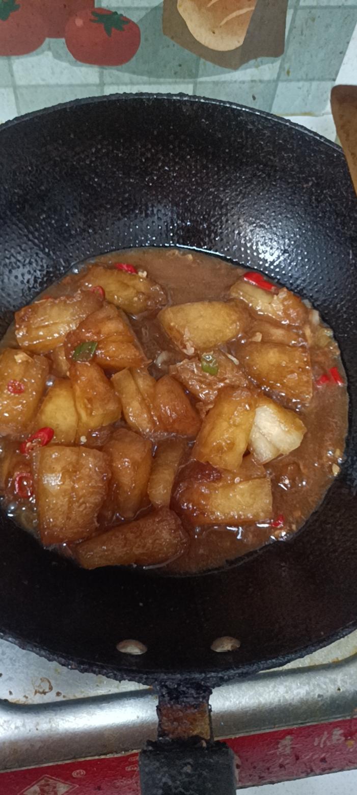红烧冬瓜最完美做法，不加一滴水，瞬间秒杀红烧肉