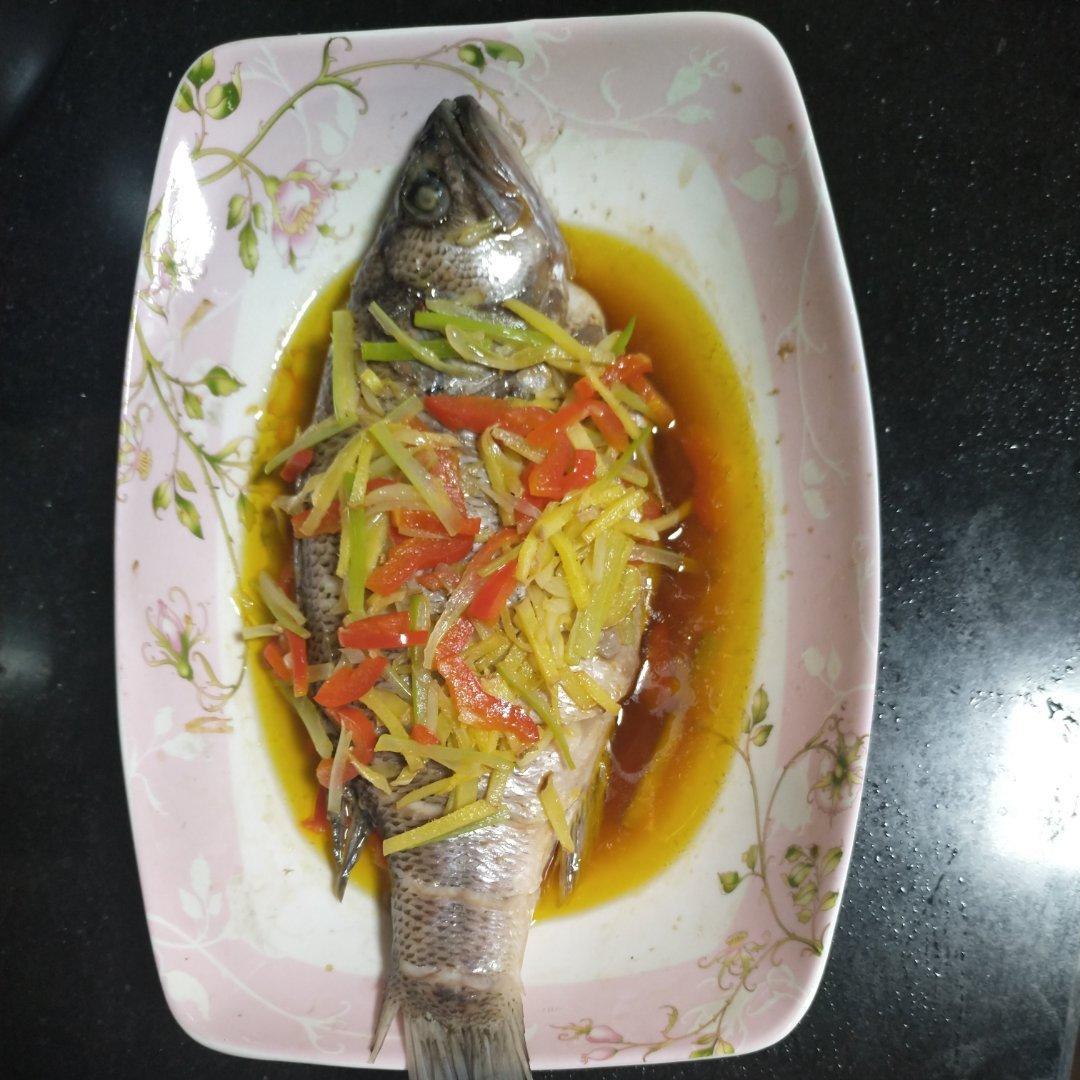 清蒸鲈鱼