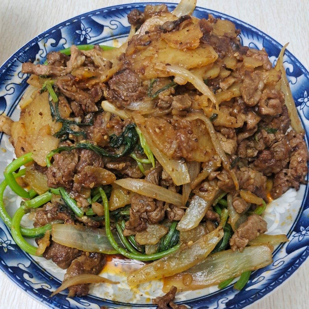 土豆牛肉煎锅