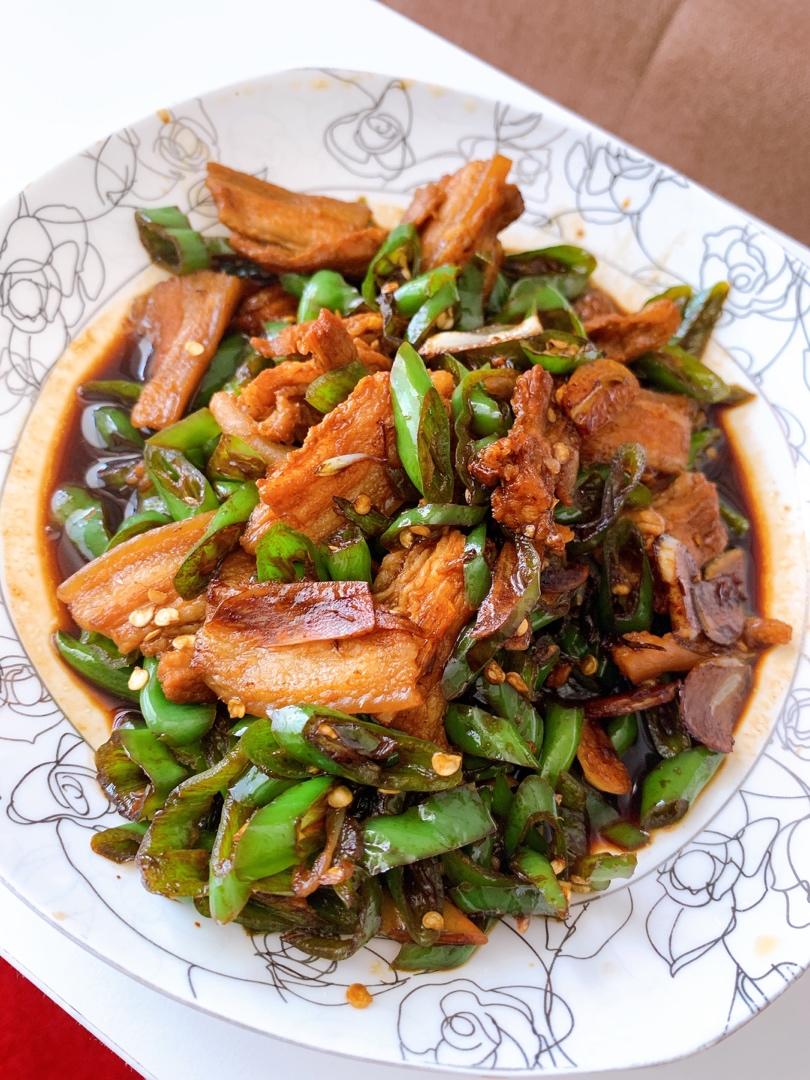 农家小炒肉【记忆中勾魂的油汤】