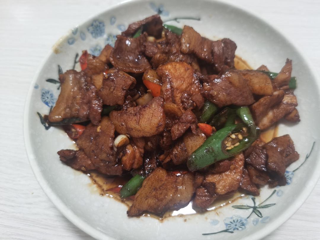 厨师长教你：“小炒肉”的家常做法，家常味很浓郁，先收藏起来