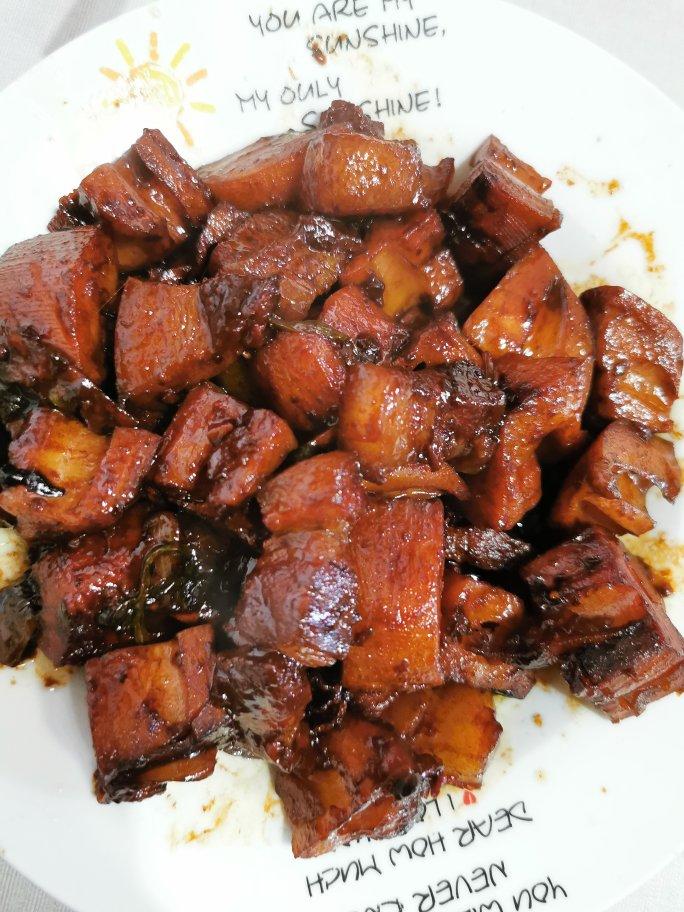 腩仔(五花腩)焖莲藕