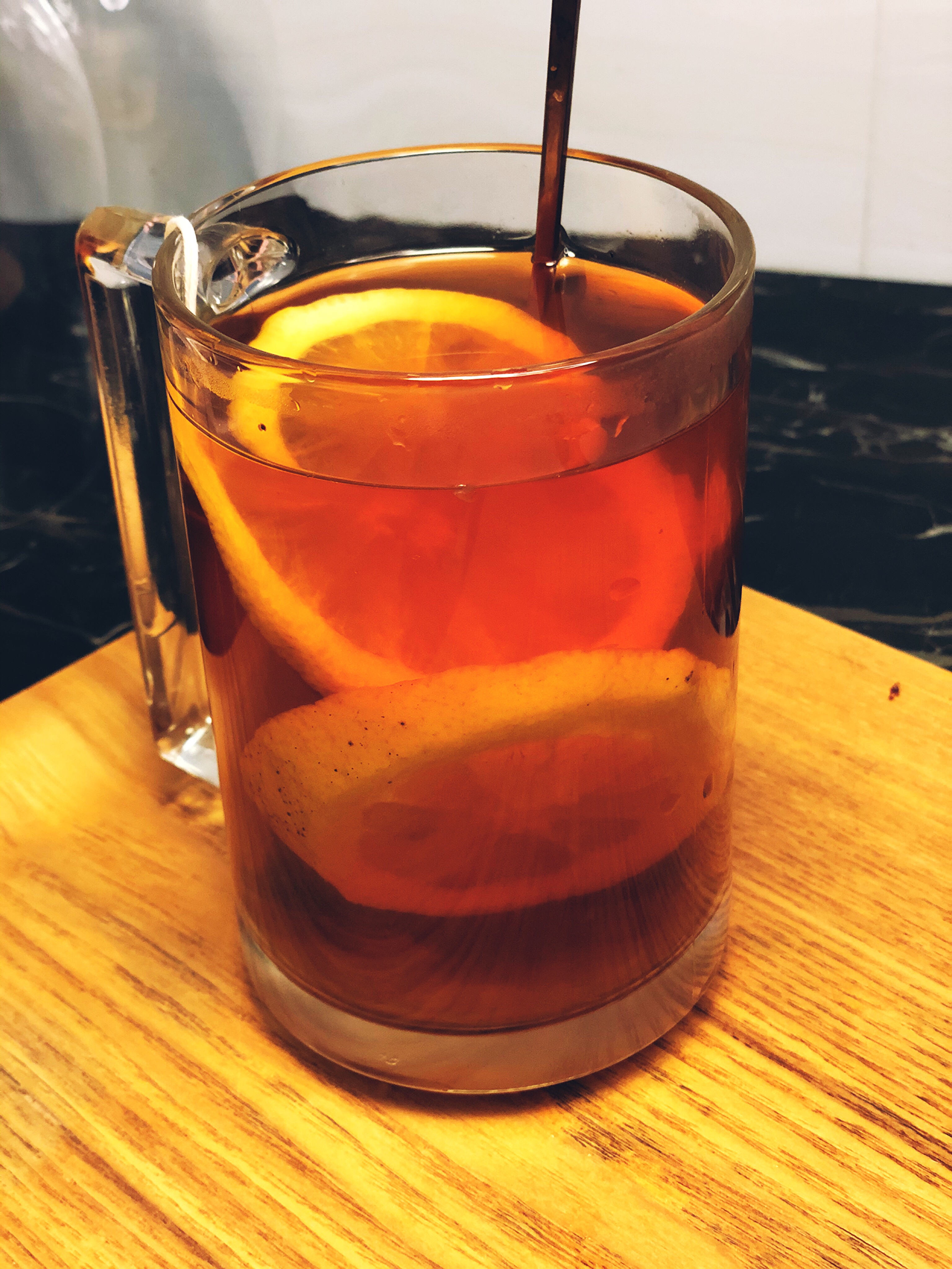自制柠檬红茶，炎炎夏日非常解暑的饮料的做法 步骤4