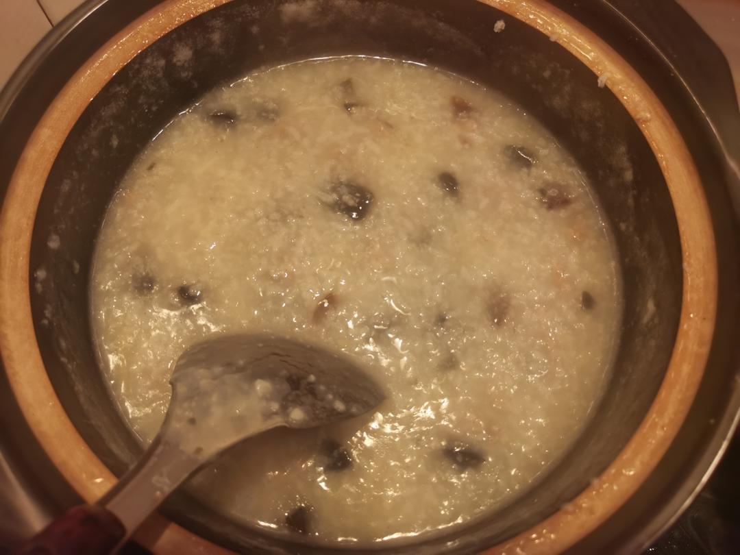 十五分钟快手之香滑皮蛋瘦肉粥(附五分钟电饭煲电压力锅更快捷方法)