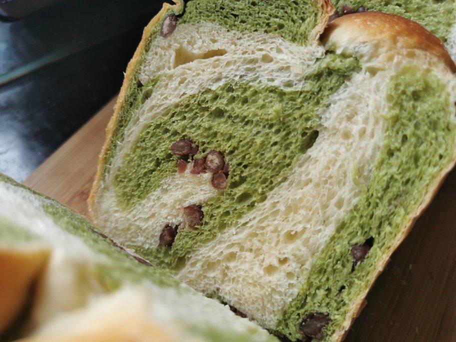 抹茶蜜豆牛奶吐司