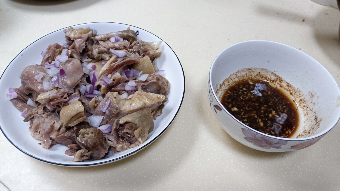 南京盐水鸭吃法的做法