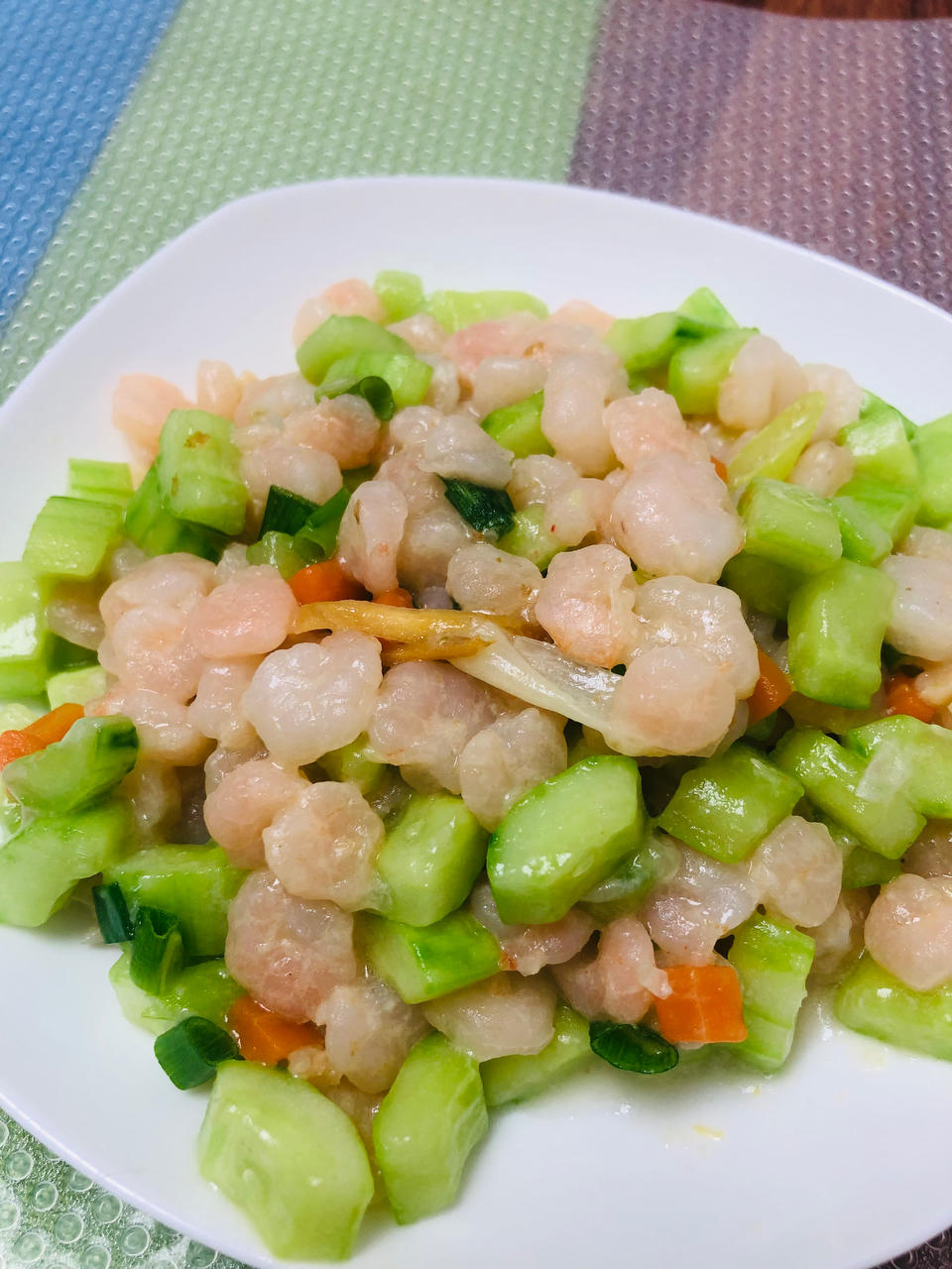 小布淘做的黄瓜炒虾仁