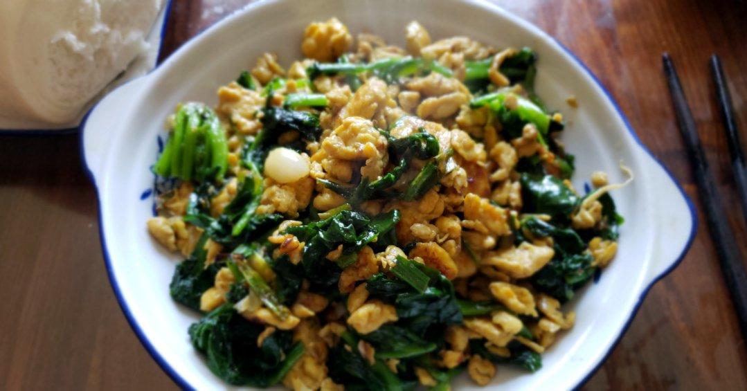 菠菜炒鸡蛋