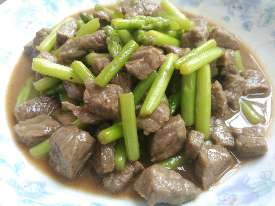 【曼食慢语】蚝油芦笋牛肉粒