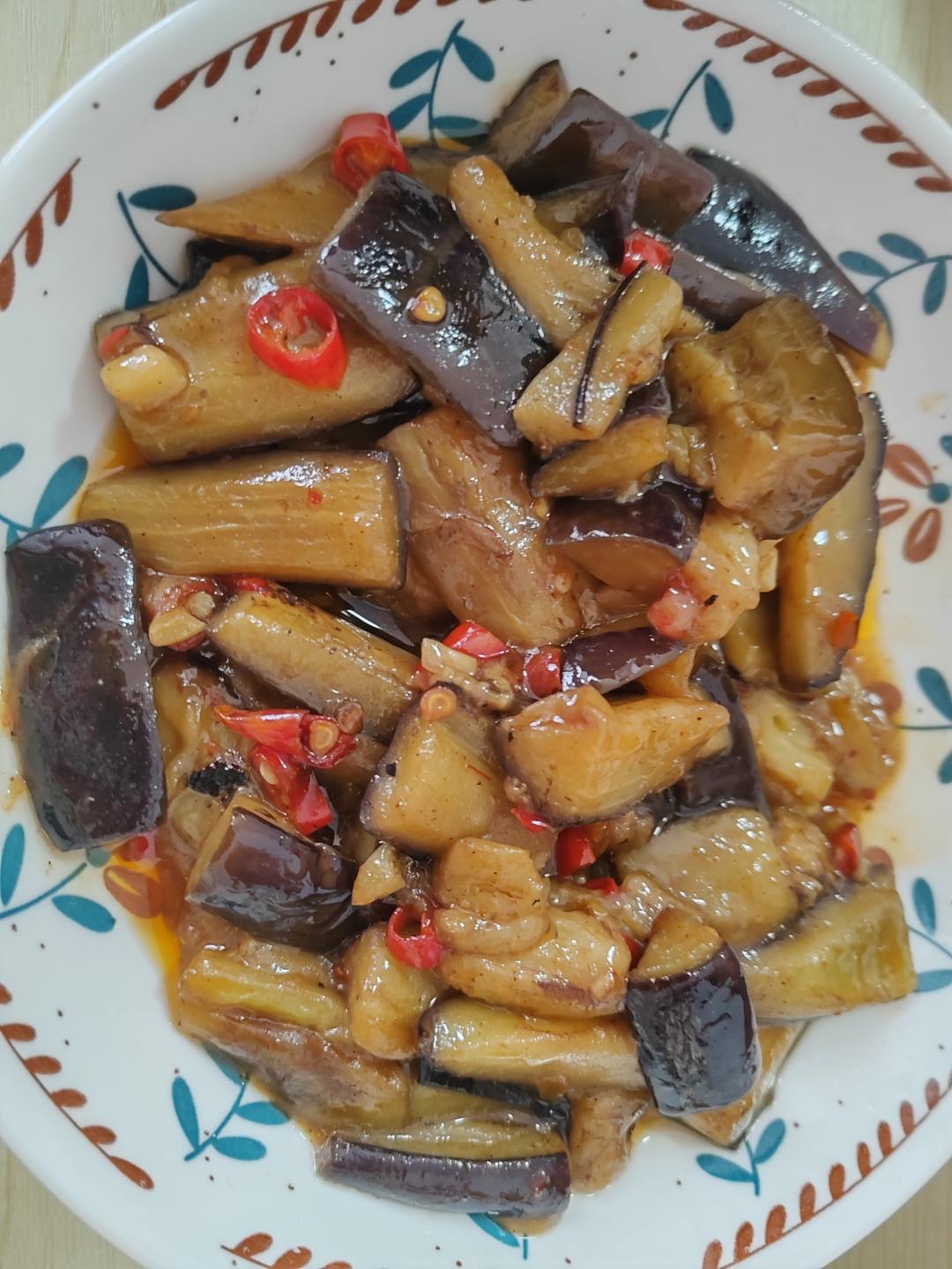 开胃下饭菜！巨简单的家常鱼香茄子煲