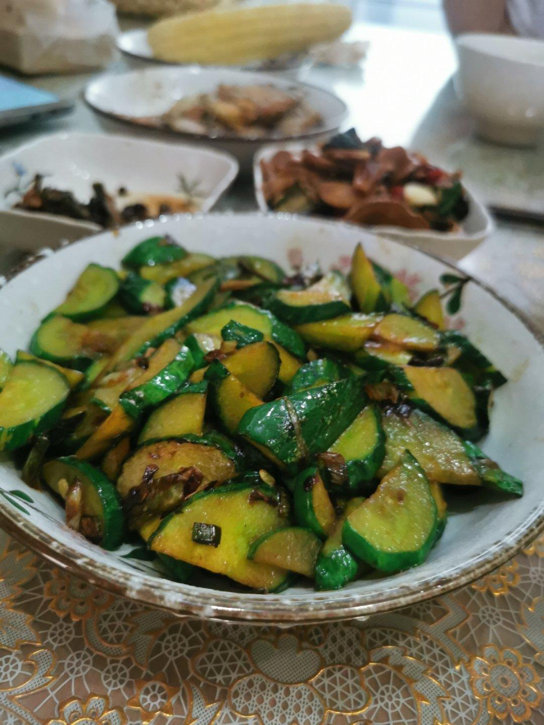 香脆炒黄瓜