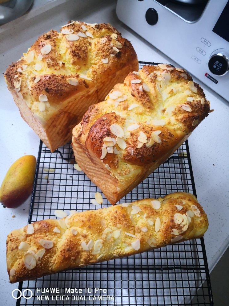 奶酥手撕小吐司