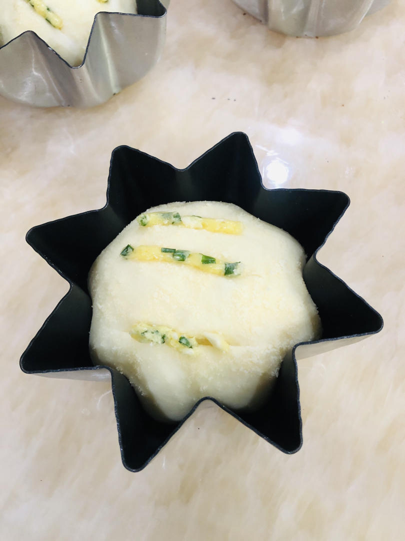 蒜香肉松小炸弹面包（烫种）