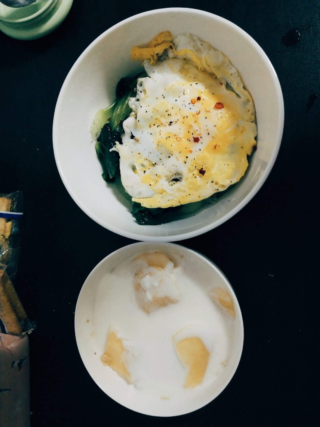 超简单的营养早餐--酸奶麦片