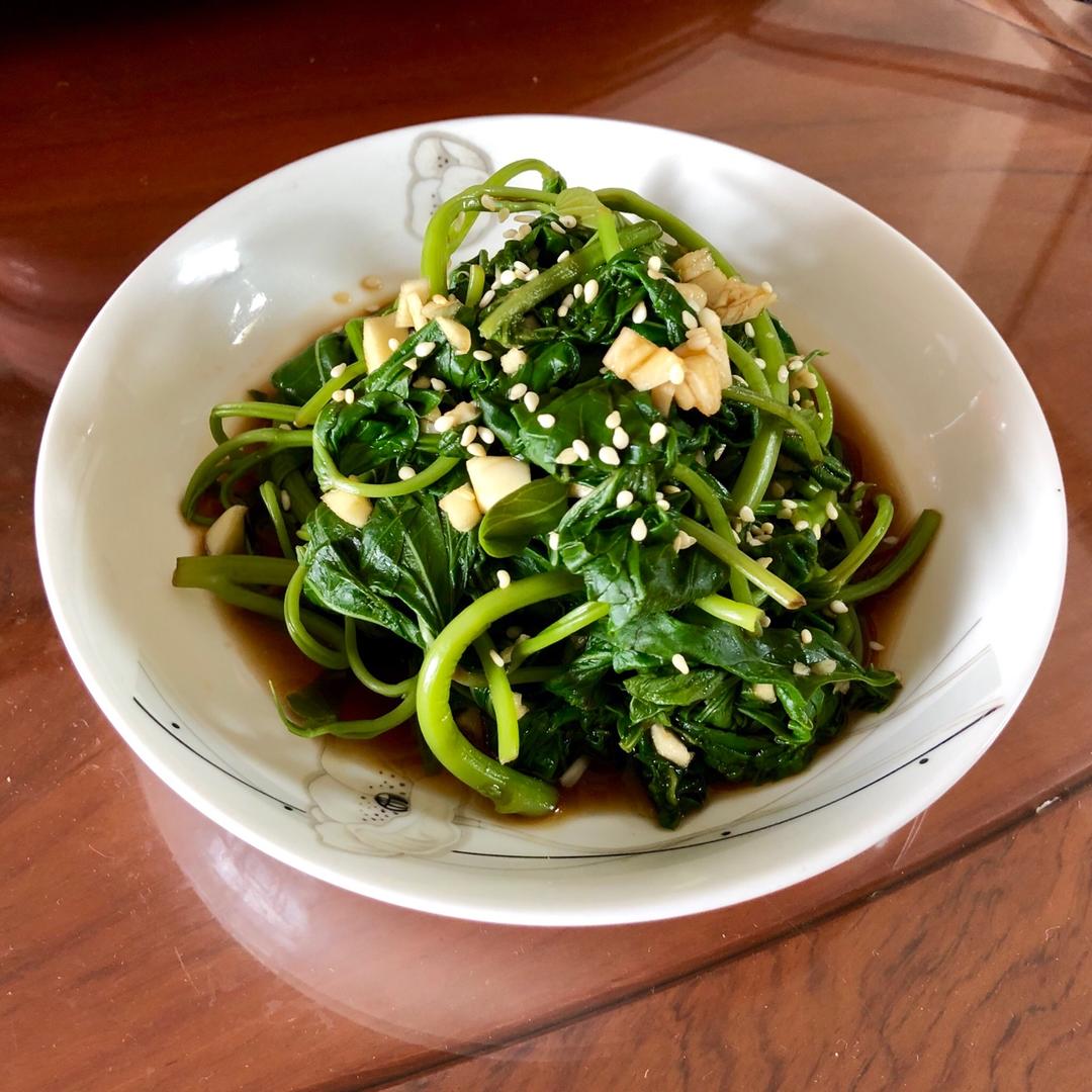 凉拌菠菜