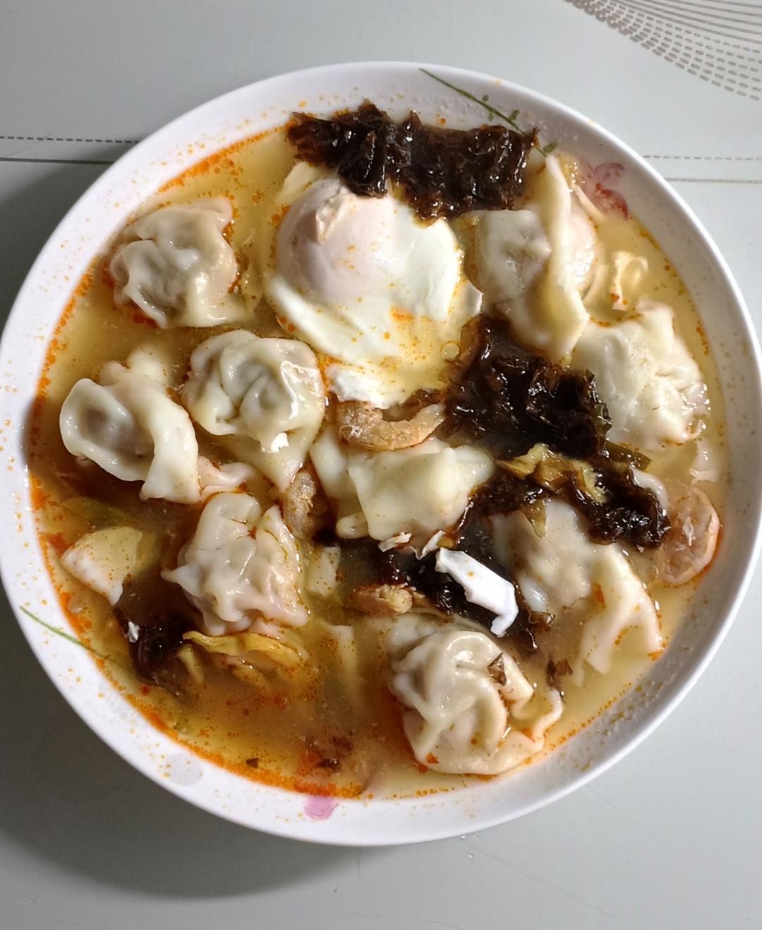 鲜肉小馄饨（调馅+馄饨包法）