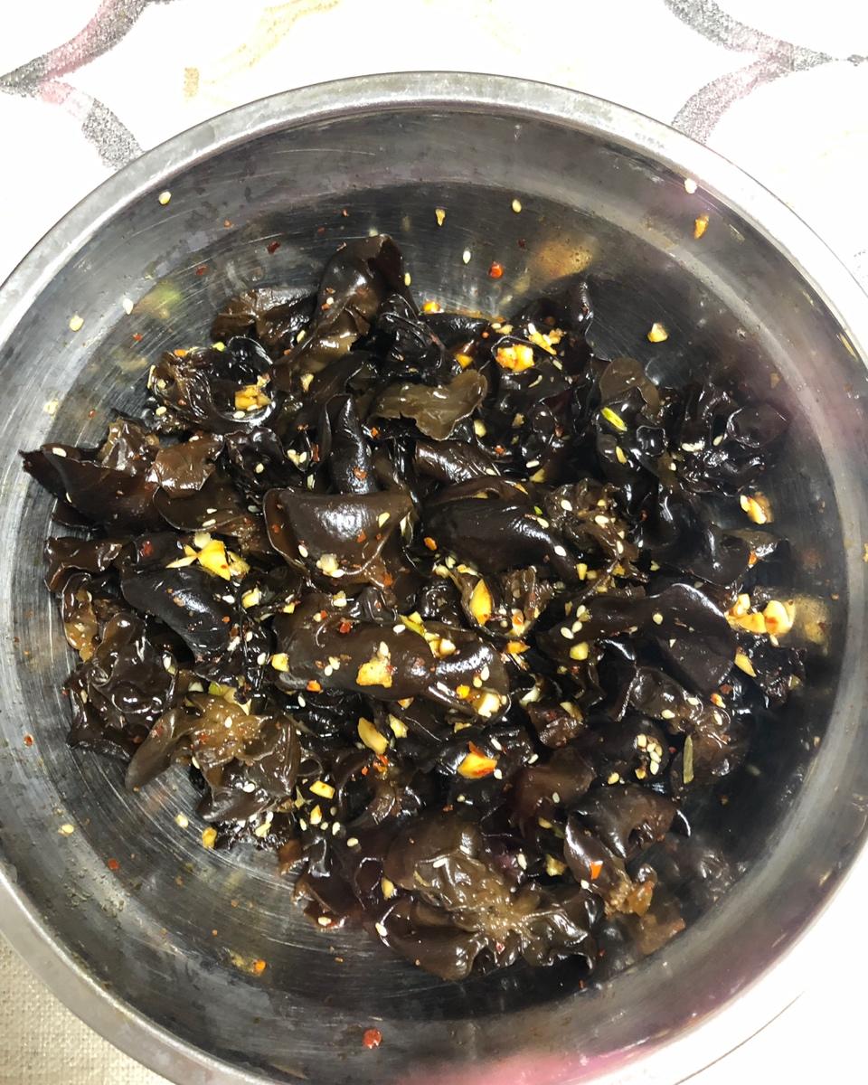 凉拌爽脆木耳