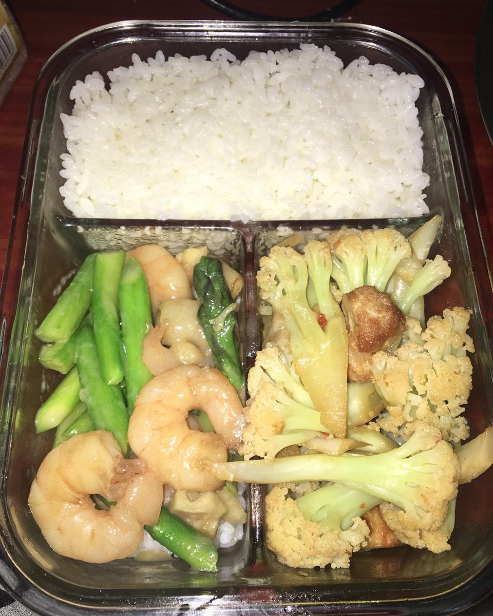 小陈的饭盒