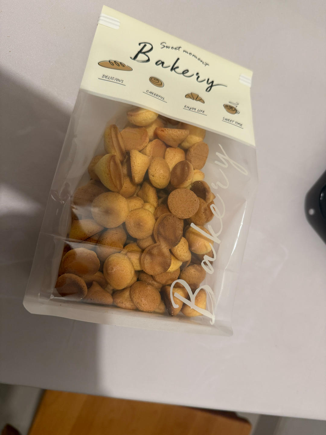 蛋心圆或提拉米苏胖手指饼干