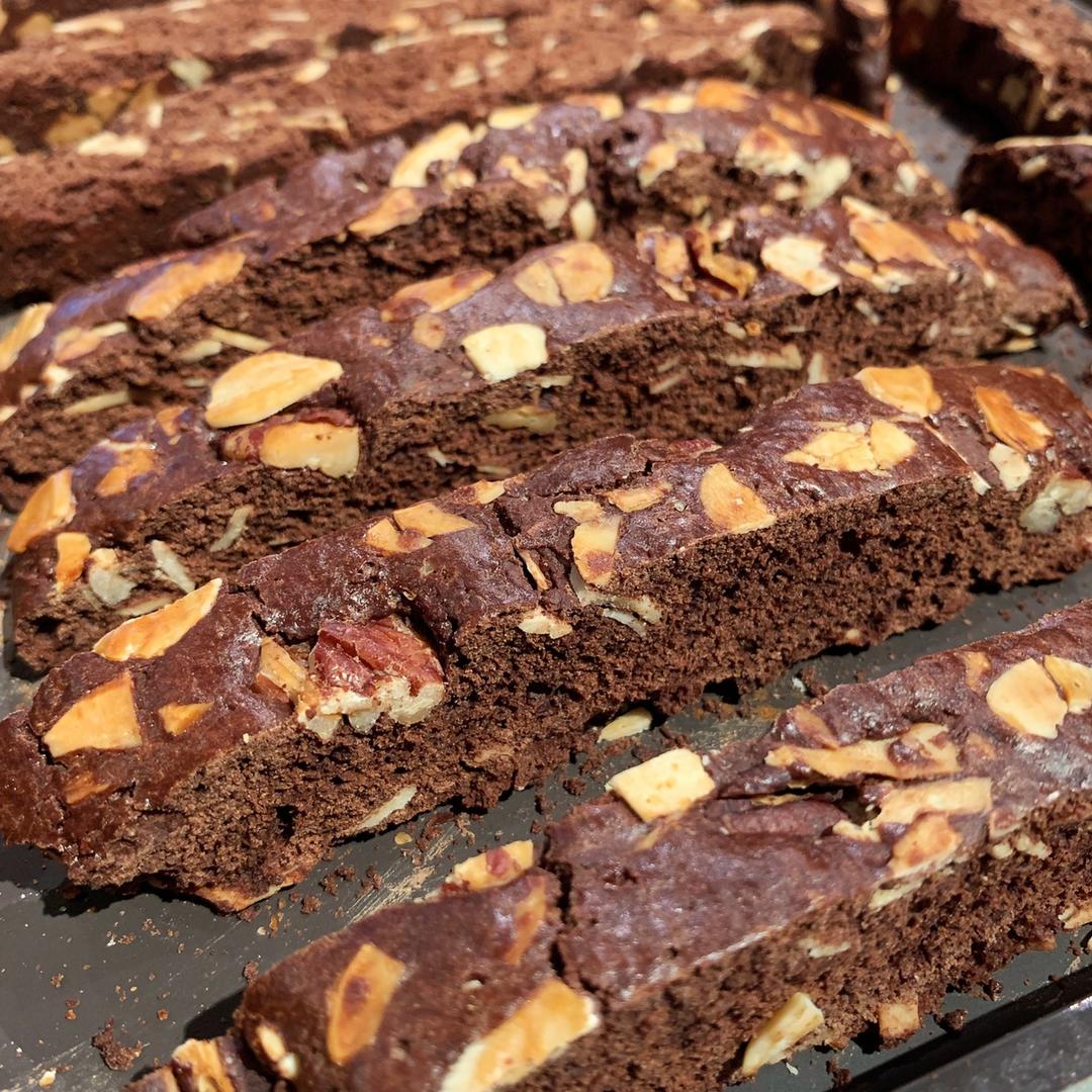 无油杏仁巧克力意式脆饼丨健康·零食（附7个意式脆饼成功要点）